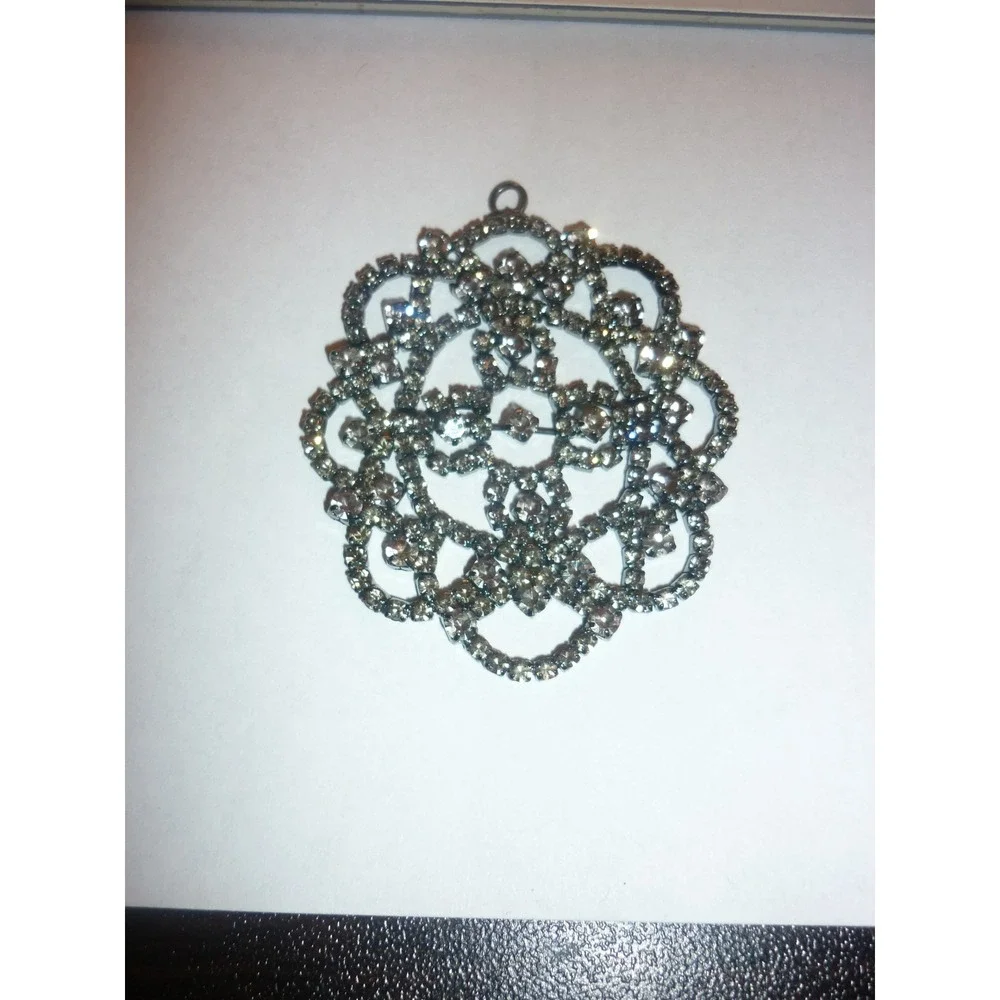 Vintage Clear Rhinestone Rosette Brooch Pin Pendant Silver Tone Openwork